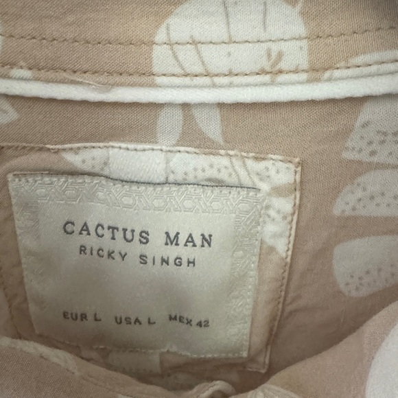 Cactus Man Men's Beige and White Floral Button-Down Shirt | Large - Picture 2 of 6